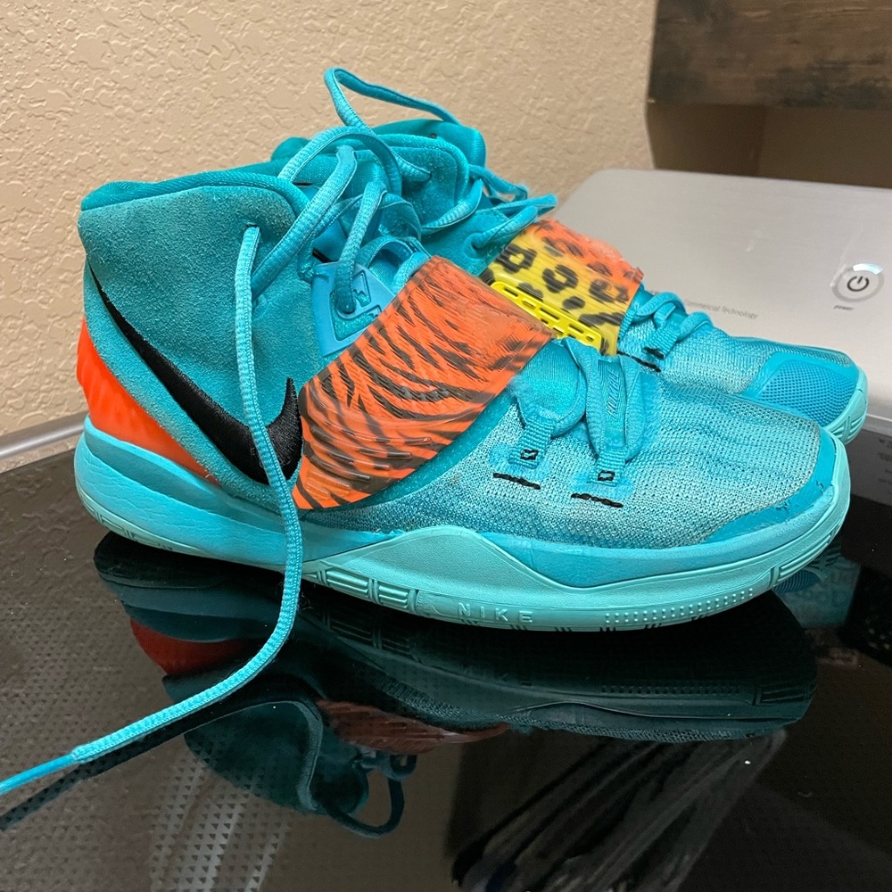 Kyrie Basketball Shoes